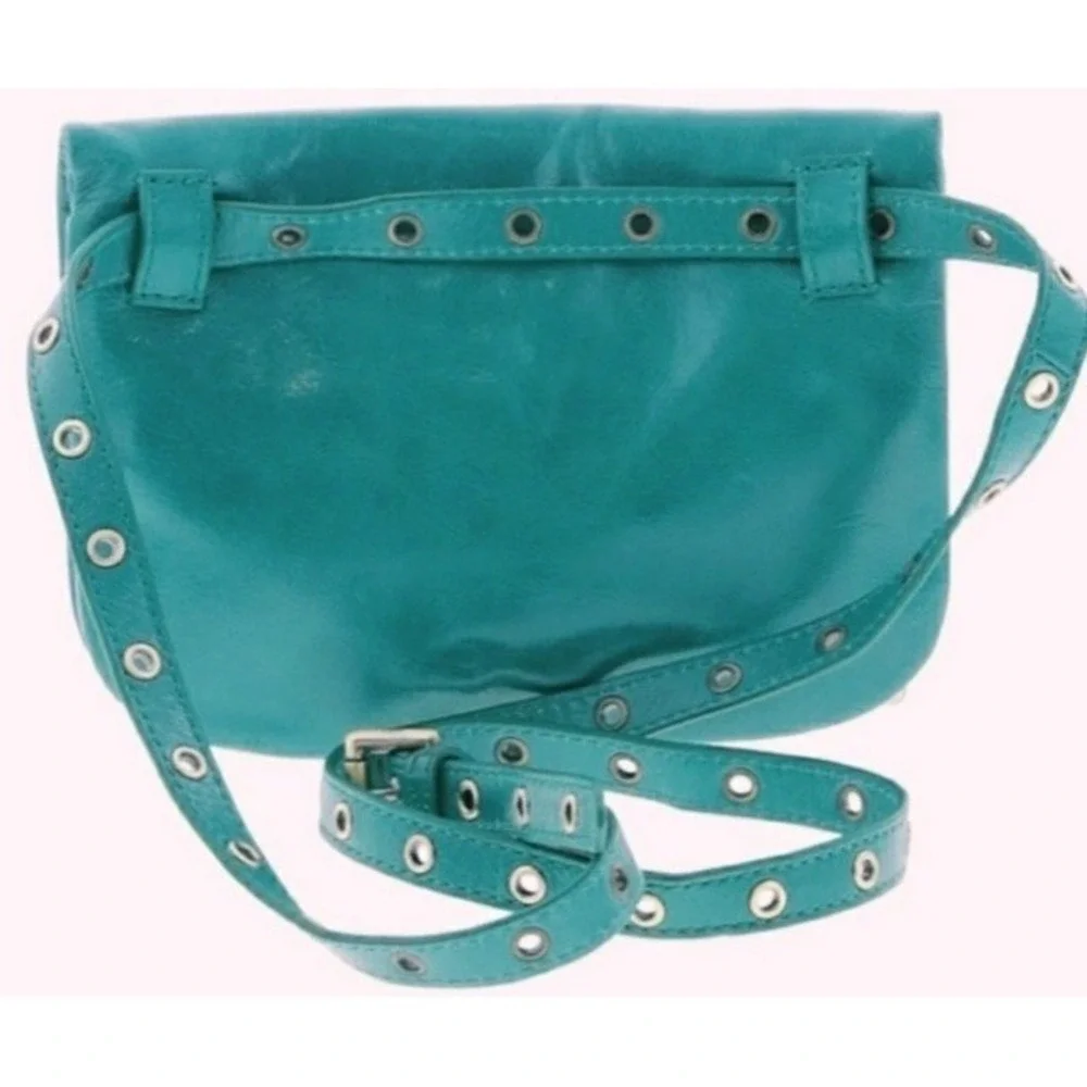 Hobo Saunter Purse Mint Genuine Leather Belt‎ Bag Crossbody Zipper Shop Vacation